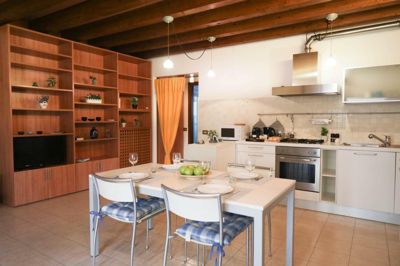 Welc-Om Riviera Venice Stra Luaran gambar